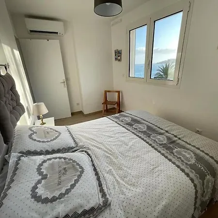 Appartement Bord De Mer Avec Garage Menton Exterior photo